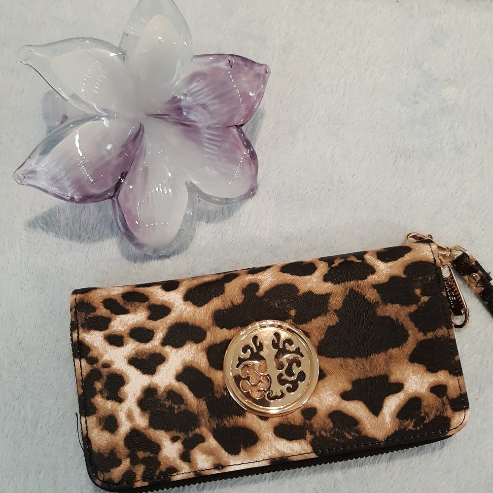 Dasein Leopard Wristlet Zip Around Wallet NWOT